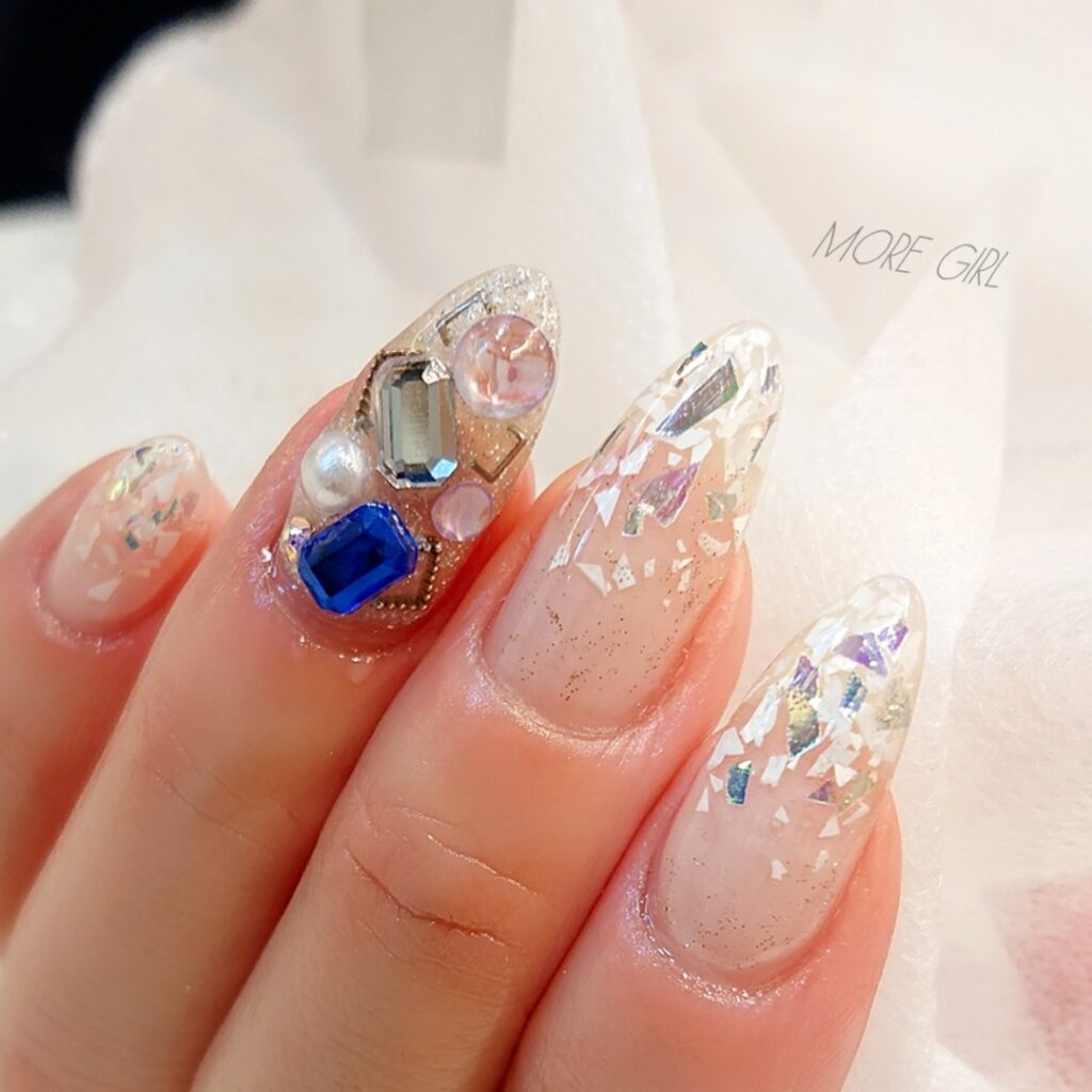 ビジューネイル